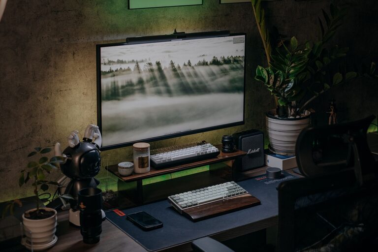 Tips for Creating a Cozy and Inviting Home Office Space